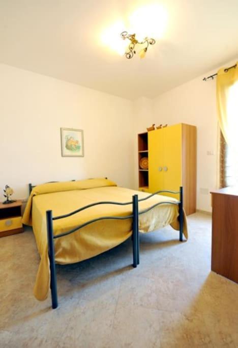 Casa Vacanze La Casa Di Katia Castro  Exteriör bild