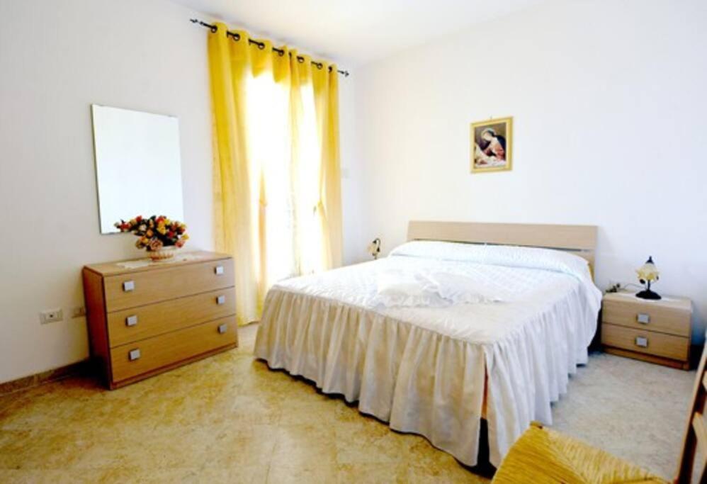 Casa Vacanze La Casa Di Katia Castro  Exteriör bild