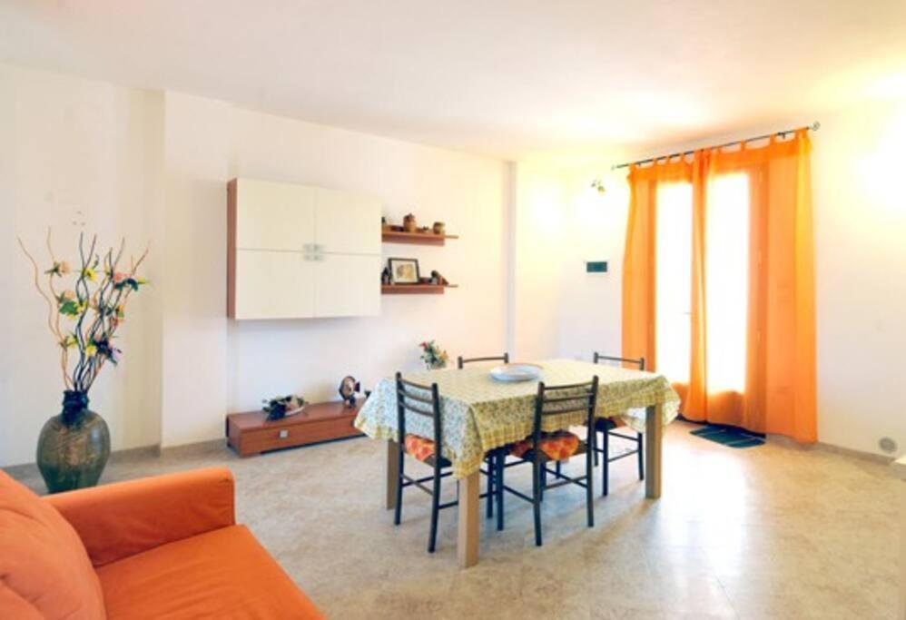 Casa Vacanze La Casa Di Katia Castro  Exteriör bild